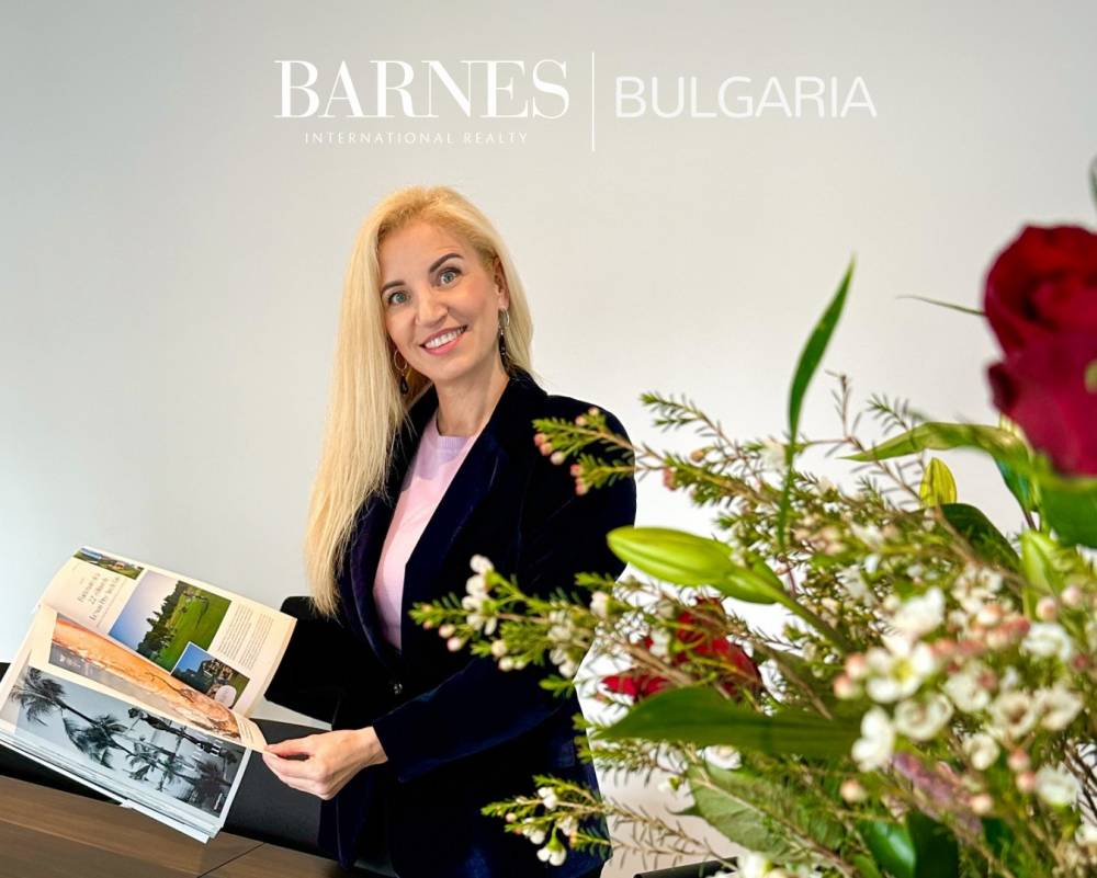 Красимира Апостолова - консултант на елитни недвижими имоти на BARNES Bulgaria1