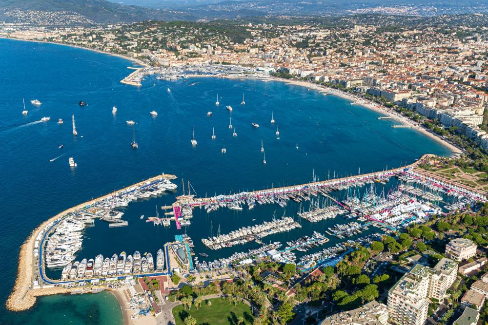 Barnes Yachting – в центъра на лукса и иновациите на Яхтения фестивал в Кан 20251 Barnes Yachting – в центъра на лукса и иновациите на Яхтения фестивал в Кан 20251